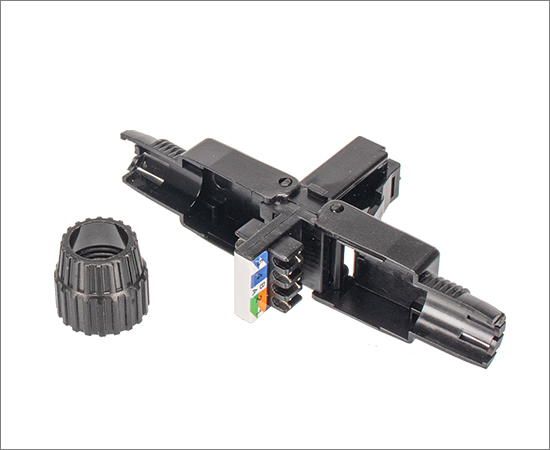 Assembled RJ45 Integrated 8P CAT6 Metal Tool-free Two Piece Type}