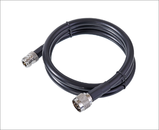 N (male) direct to N (female) direct, cable: LMR400, frequency: DC ~ 3GHz}